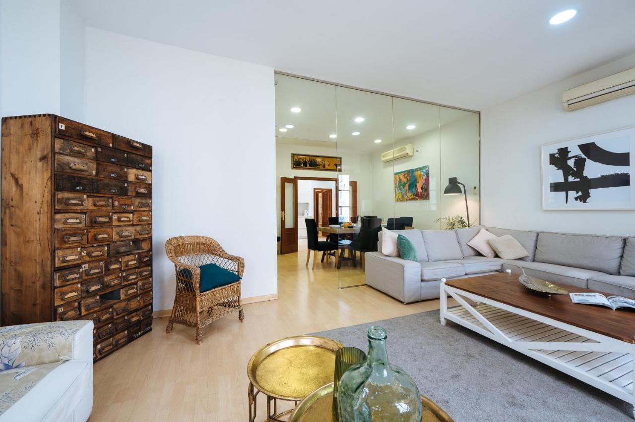 Homeyseville-Amazing Views Cathedral Tomas De Ibarra - 8 Pax, Parking Optional Exterior photo