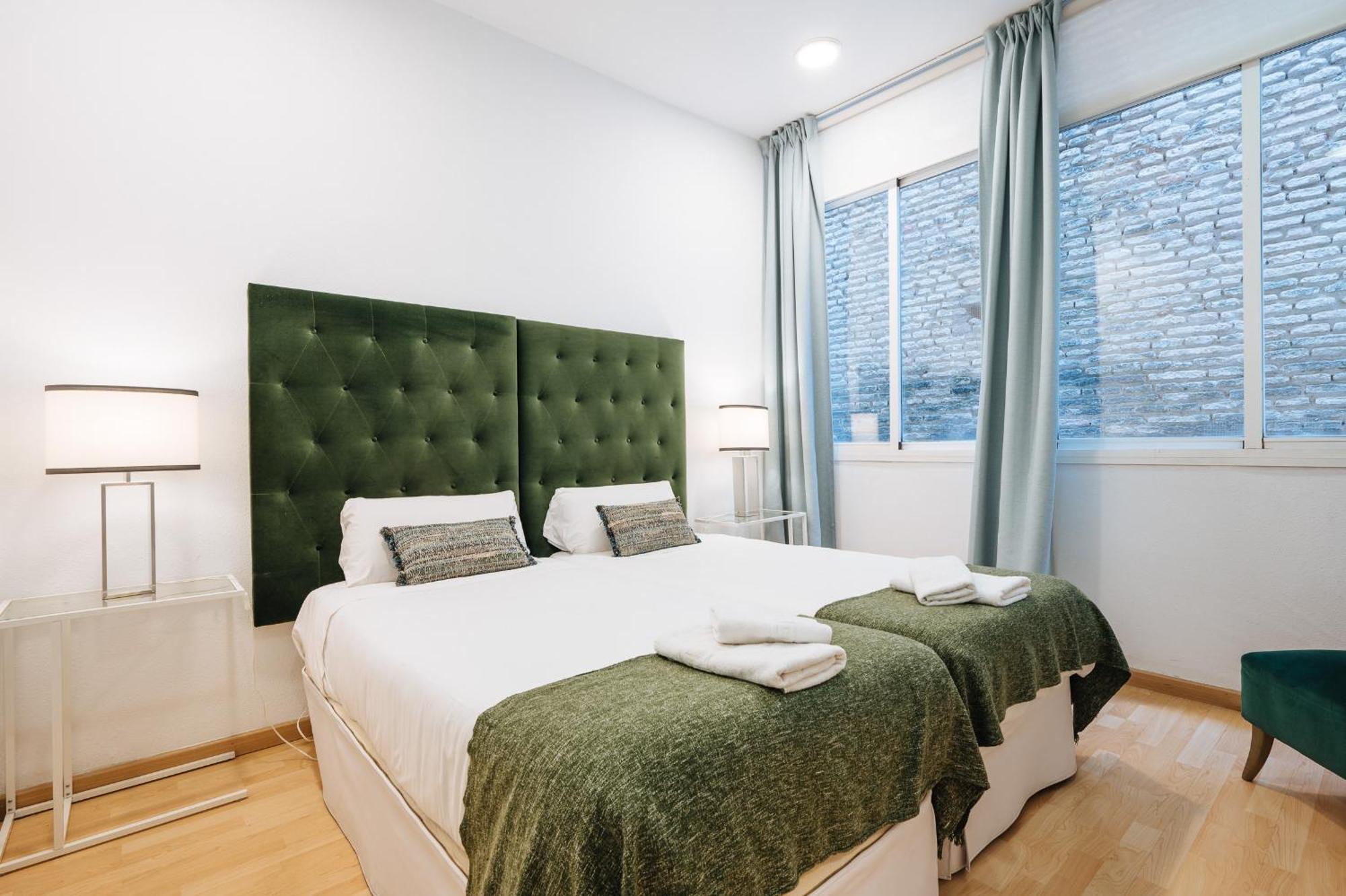 Homeyseville-Amazing Views Cathedral Tomas De Ibarra - 8 Pax, Parking Optional Exterior photo